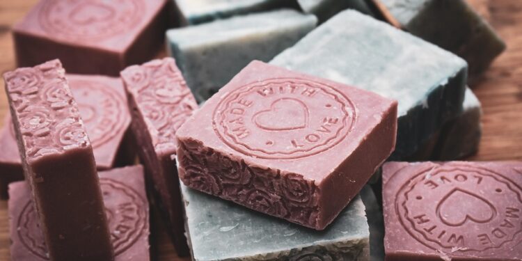 Green Thumb Secrets: Expert Plant Care Tips for Thriving Gardens